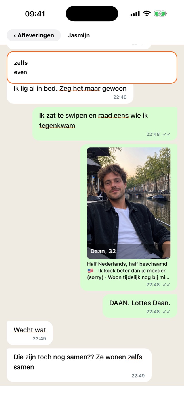 Group chat about Daan, with the underlined word zelfs tapped and its English translation, even, shown at the top.